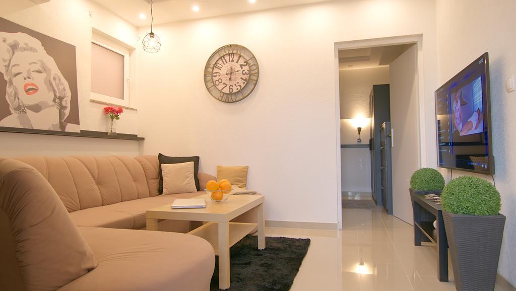 Apartment Larus Vir Dış mekan fotoğraf